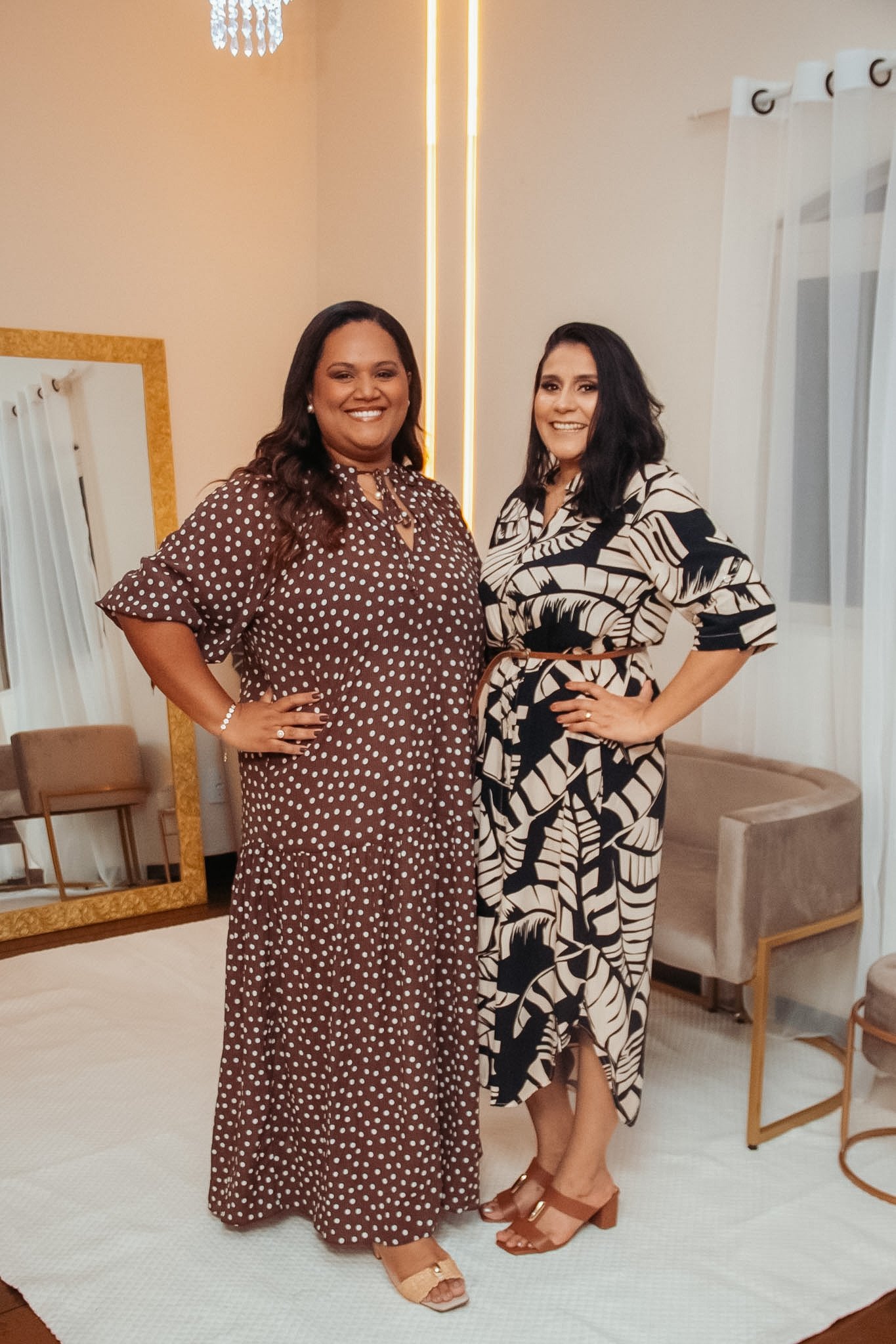 Rafaela e Thaís, profissionais da Essence Beauty Studio